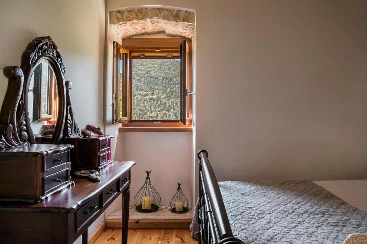 Traditional Stone House Anofli 1843 Fiskardo Kefalonia מראה חיצוני תמונה