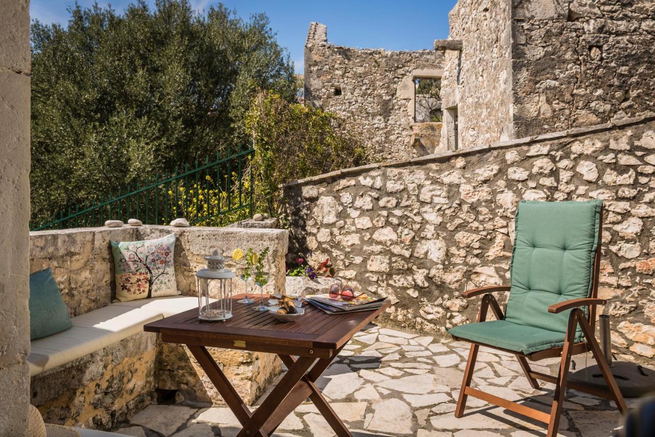 Traditional Stone House Anofli 1843 Fiskardo Kefalonia מראה חיצוני תמונה